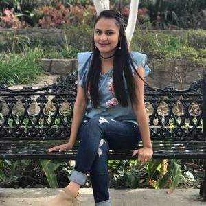 Meet your Posher, Miriam